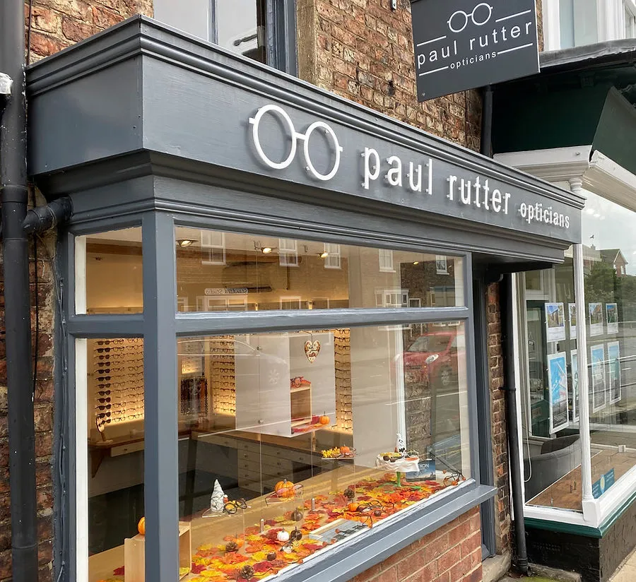 Paul Rutter Opticians team and shop story image