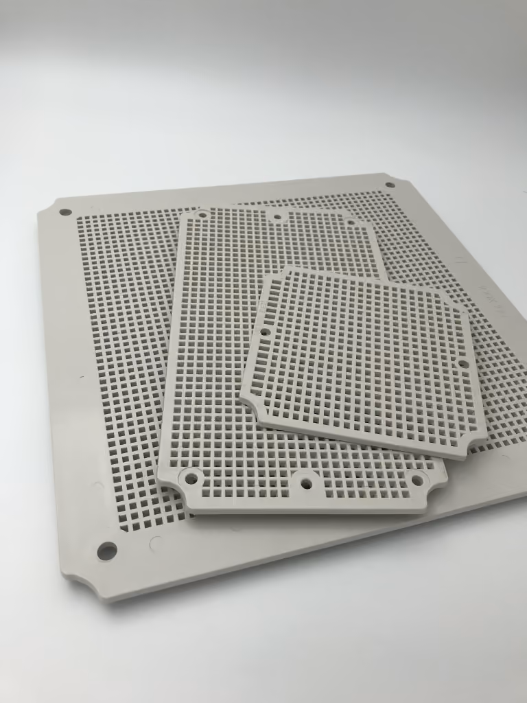 Montagelochplatten Kunststoff