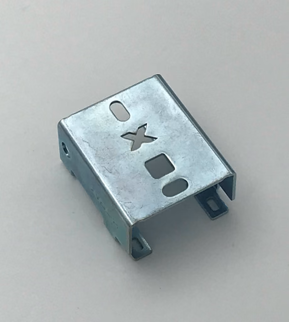 X10 Mini Wandkonsole verzinkt mit 4 Laschen