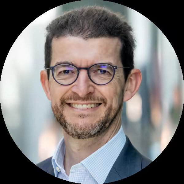 Headshot Carlos Martin Rivals, CEO at Bluefloat Energy