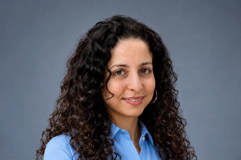 Ahlem Kebir, cofondatrice et directrice de la formation IA de Learn Room