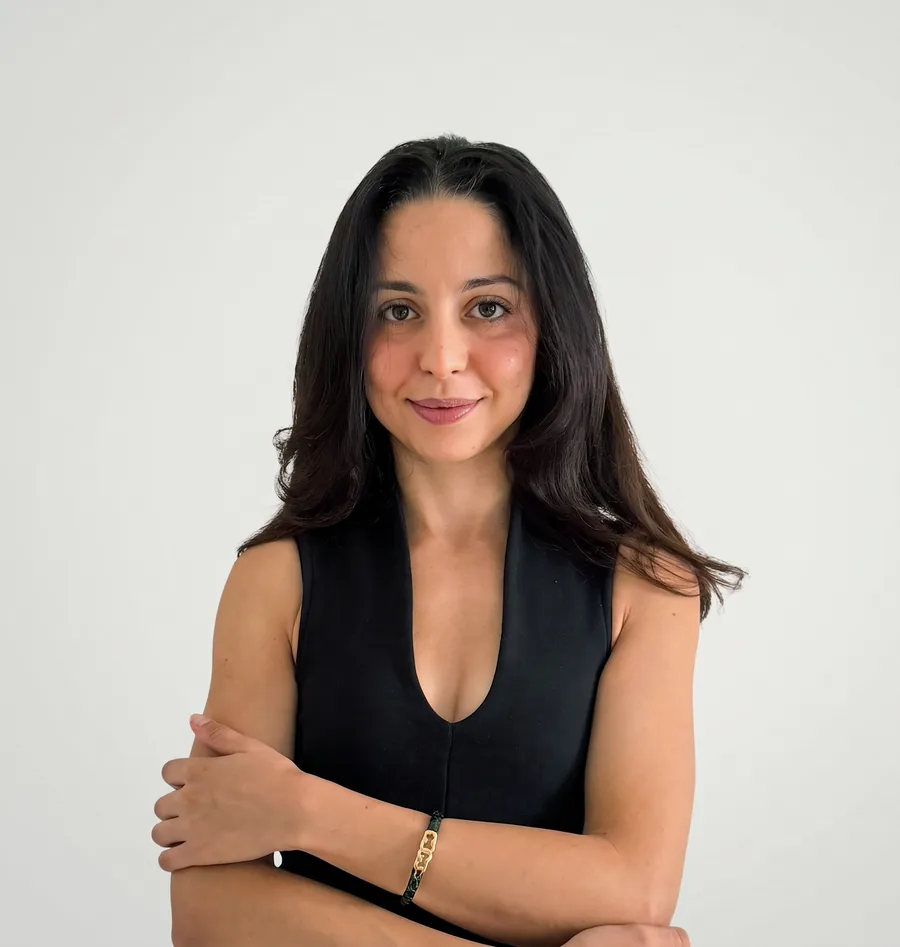 Ahlem Kebir, architecte-chercheure, cofondatrice et référente des formations IA de Learn Room