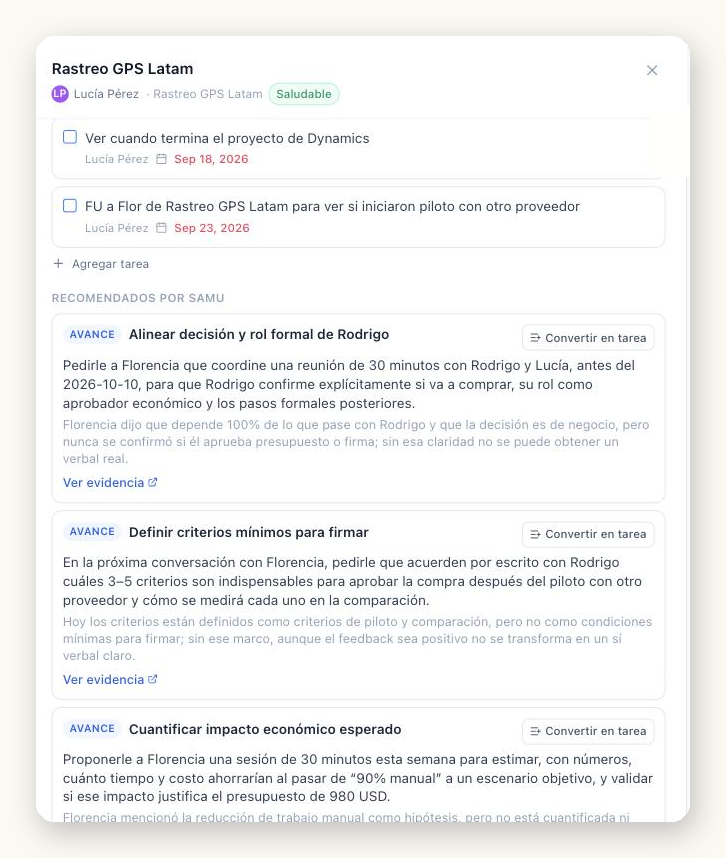 Pestaña Próximos pasos de un deal con tareas pendientes y acciones recomendadas por Samu, cada una con su evidencia
