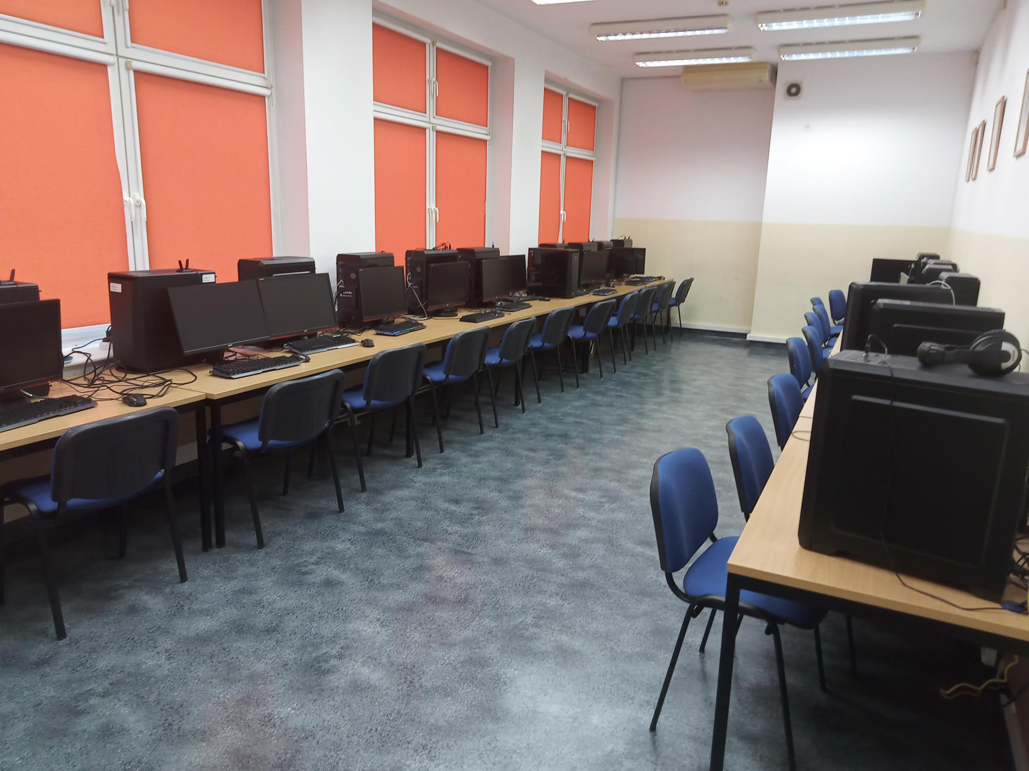 Pracownia komputerowa w Prywatnym Technikum w Szczecinie