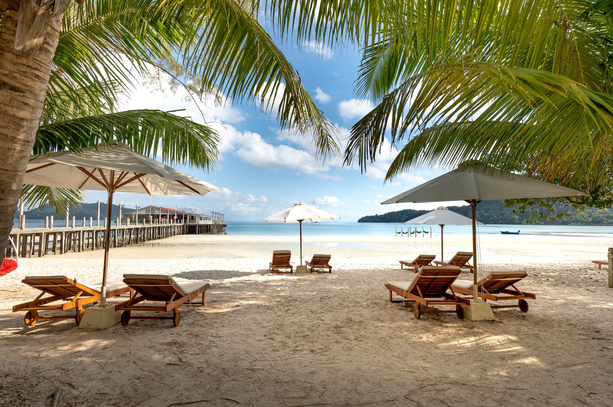 Bespoke Island Hopping & Yacht Charters