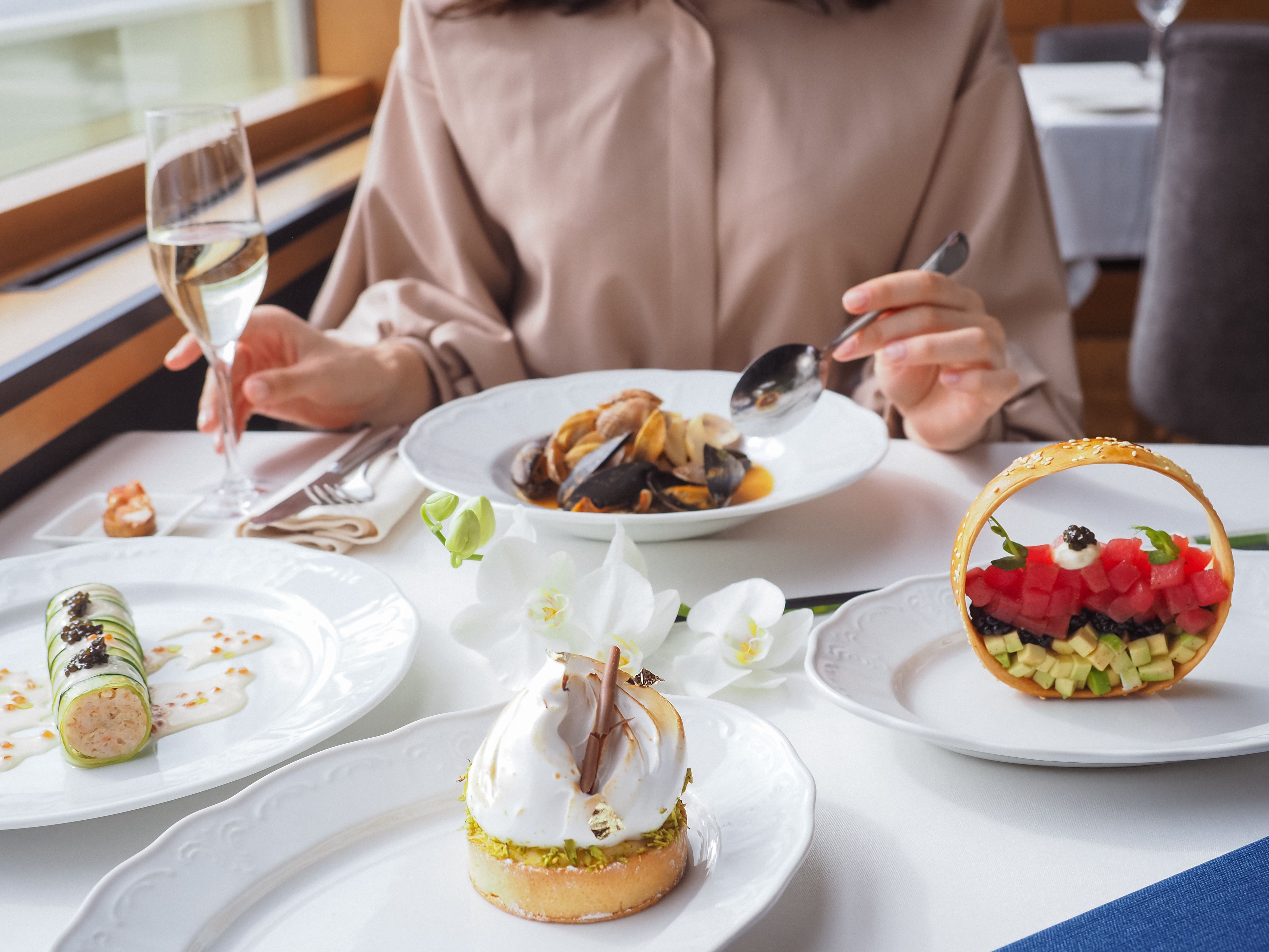 Fine Dining, Shopping & Cultural Experiences