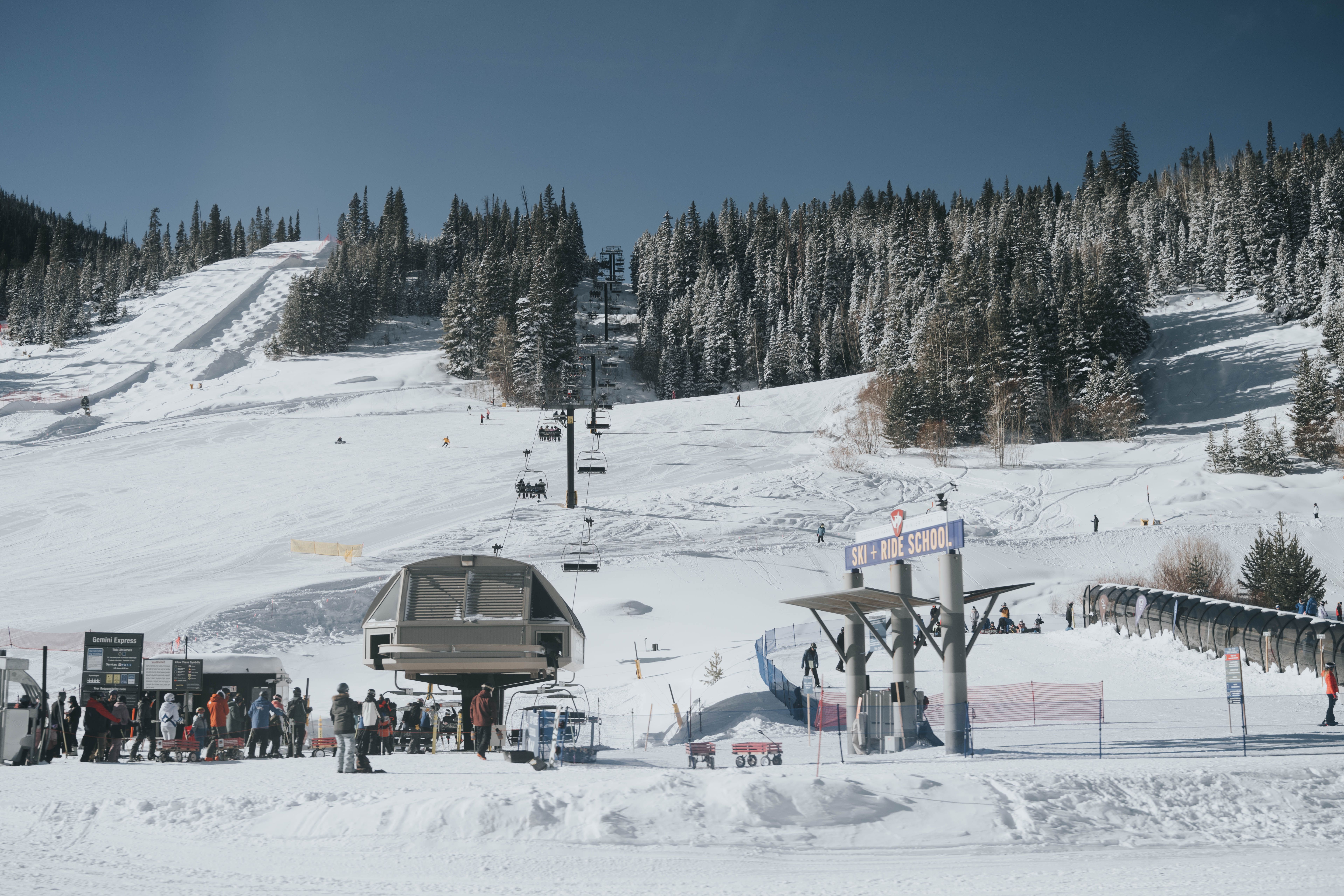 Private Ski Experiences & Outdoor Adventures