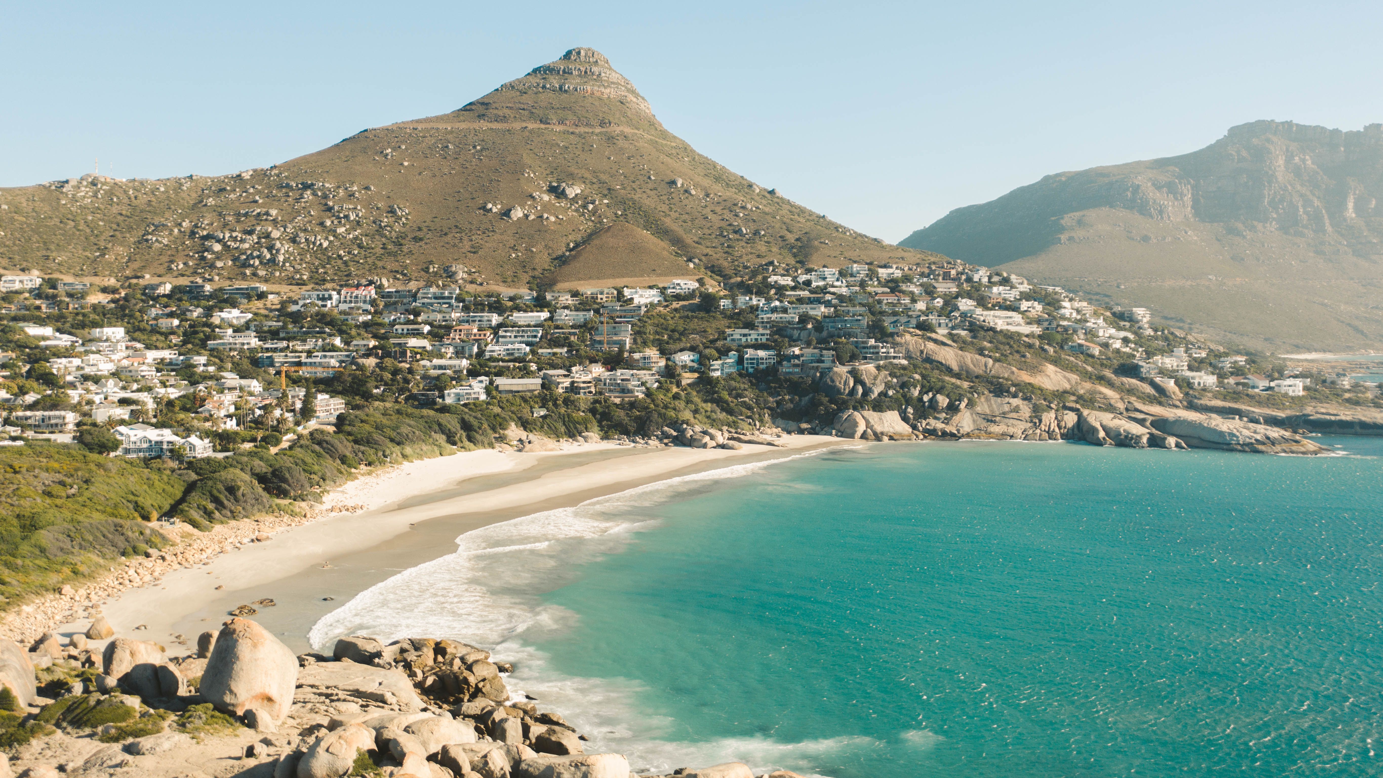 Where Mountains Meet the Ocean