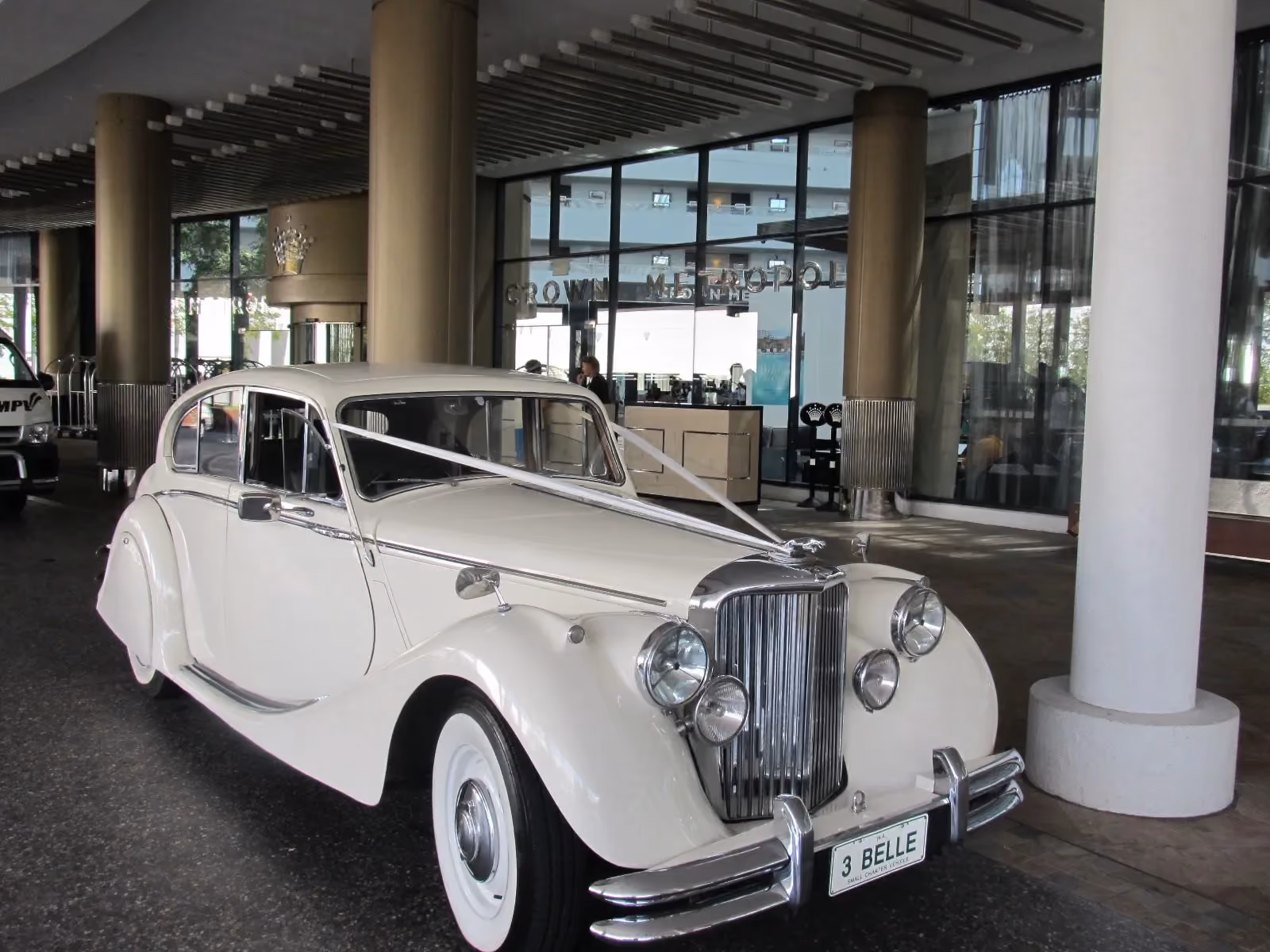 Classic Jaguar sedan chauffeured car hire, Perth