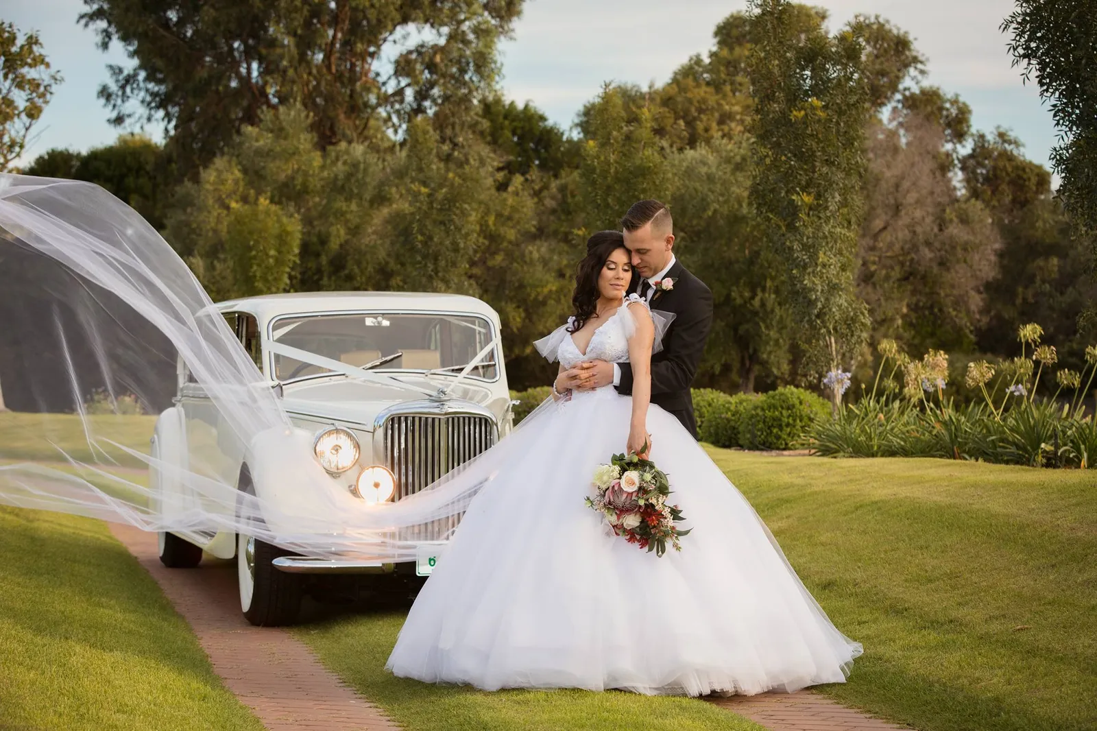7-seater Jaguar Mark V limousine, Perth
