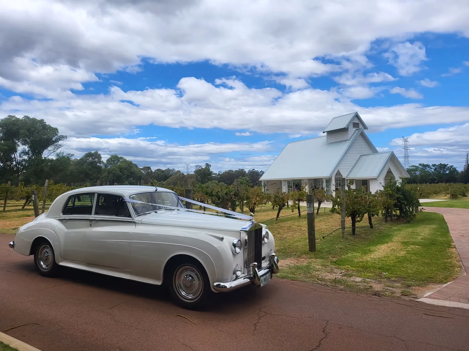 White Rolls-Royce Silver Cloud wedding car, Perth