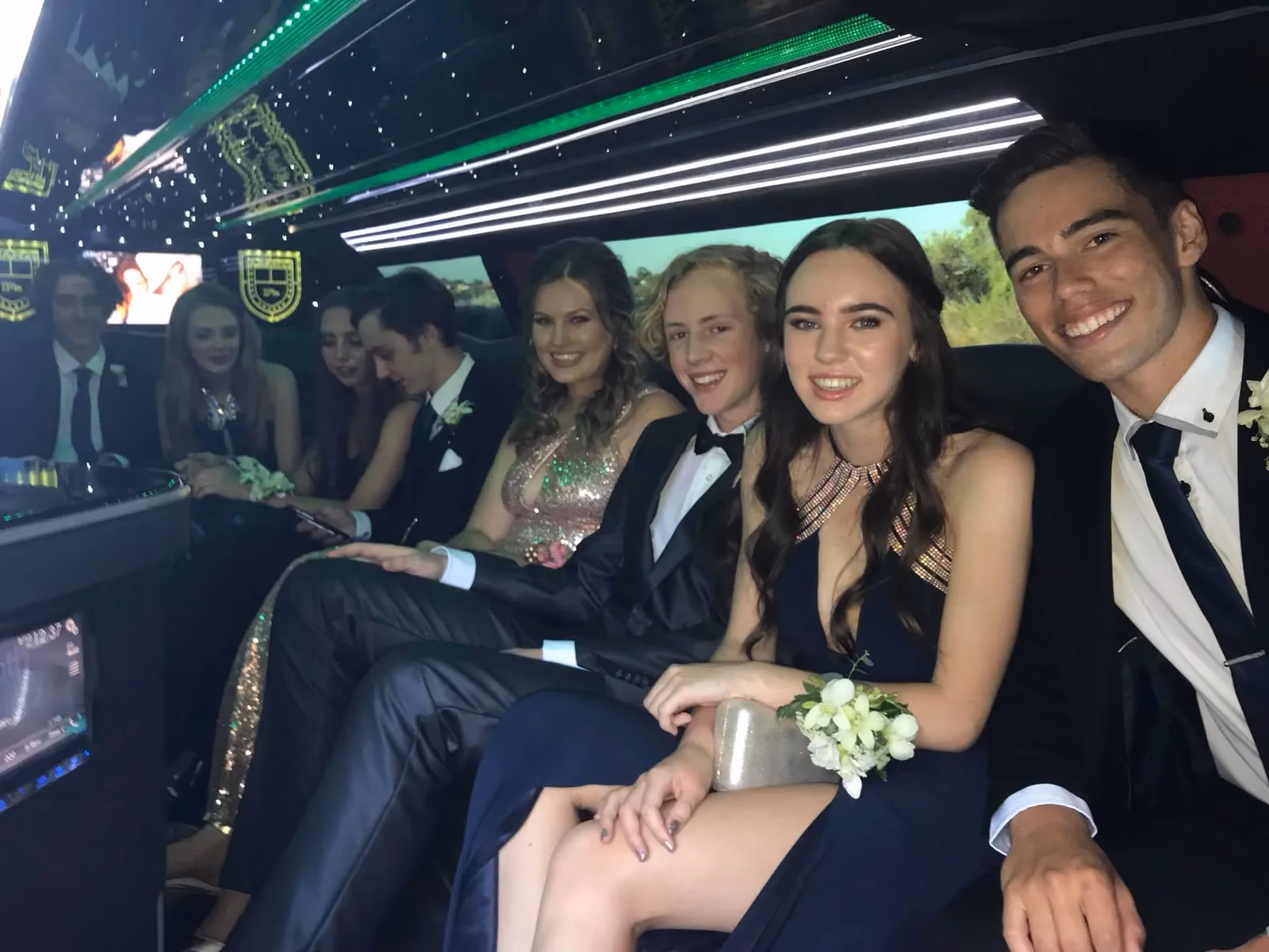 Chrysler stretch limousine, Perth limo hire