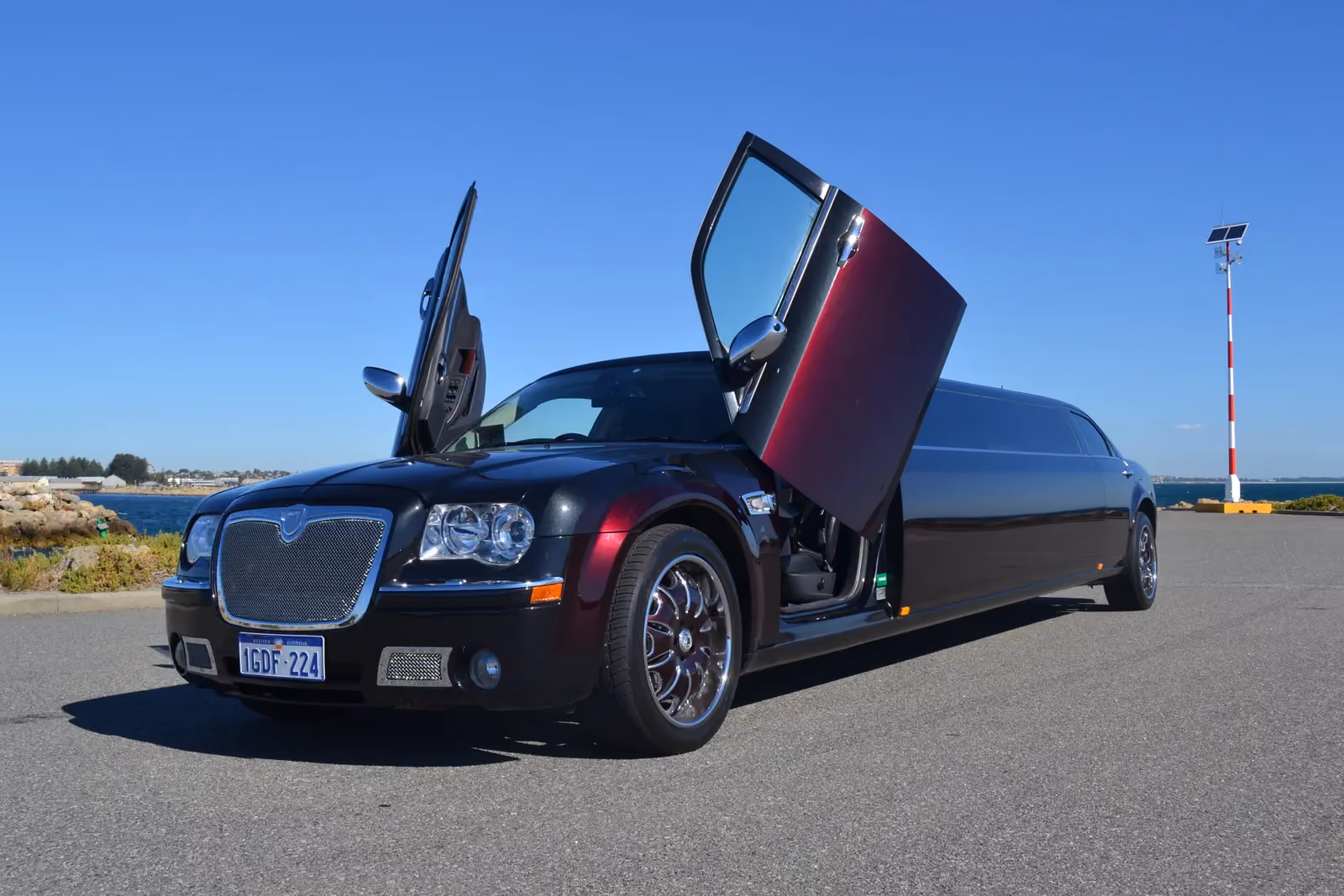 Chrysler stretch limousine, Perth limo hire