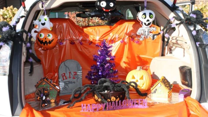 Making Halloween Fun (and a Bit Less Scary) for a Loved One with Dementia