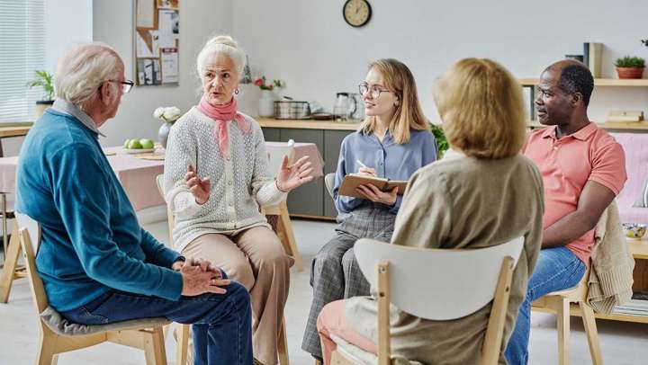 Eight Commonly asked questions about Dementia
