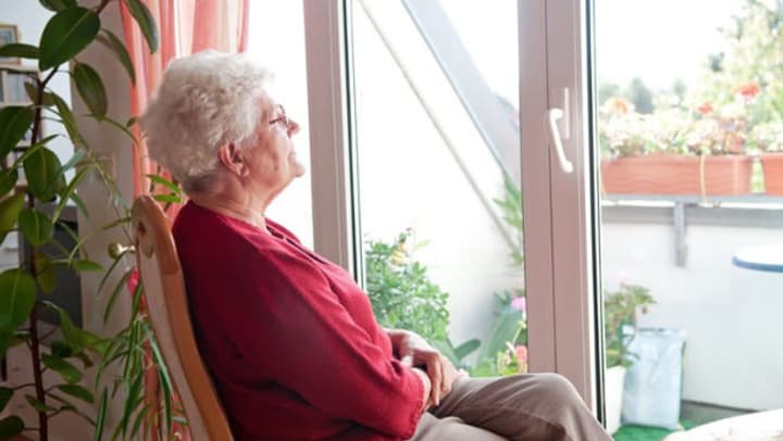 Does Your Parent with Dementia Live at Home? Time for a Safety Check!