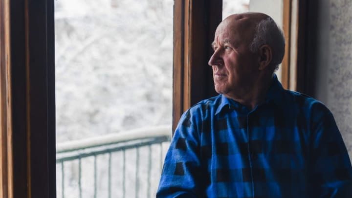 Restlessness and Sundowning: 7 Tips from Our Anthem Communities
