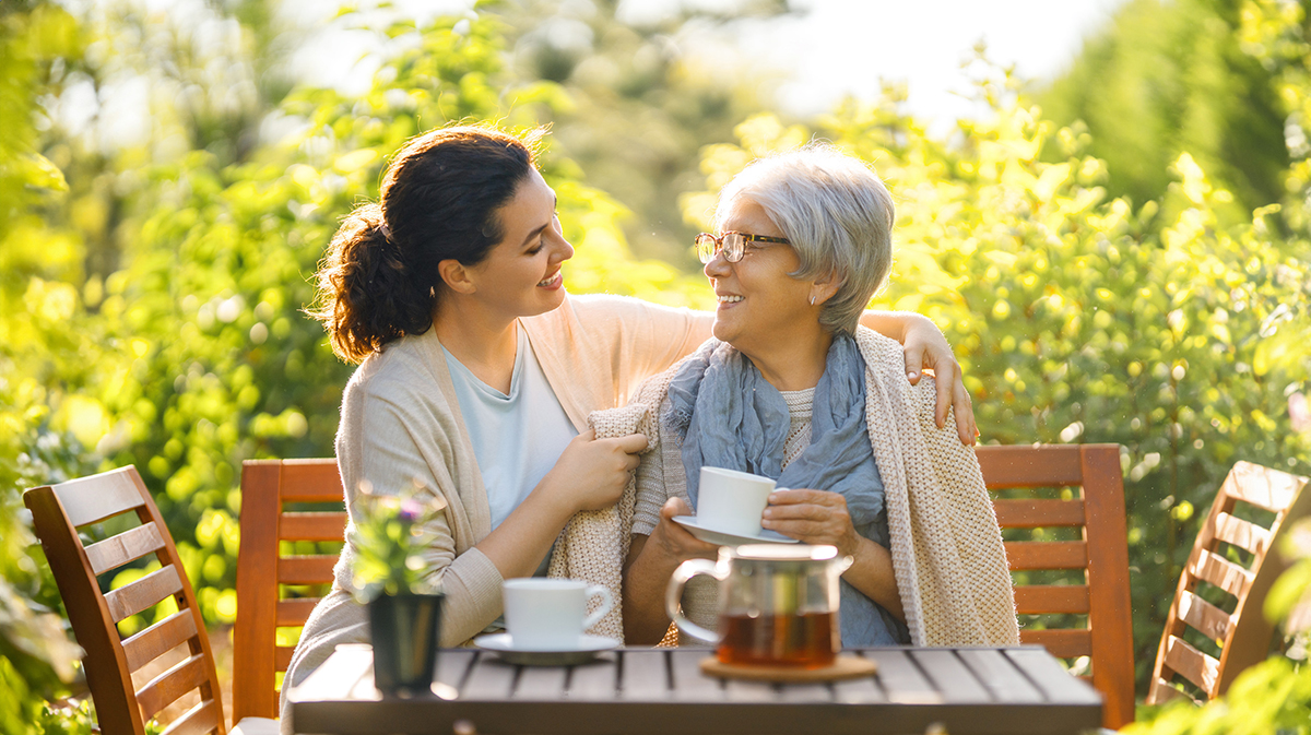 Caregiver Role Reversal: 7 Tips to Navigate This New Chapter with Compassion