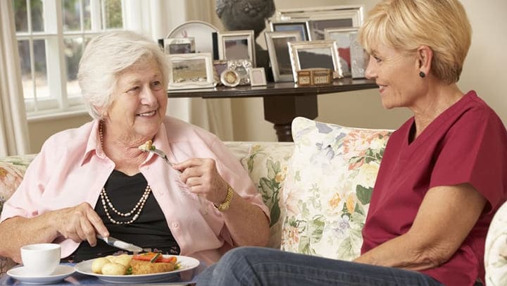 Getting Mom to Eat: Dementia and Dining