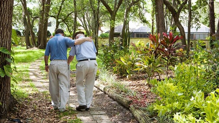 Keeping Your Parent with Alzheimer’s Healthy as Long as Possible