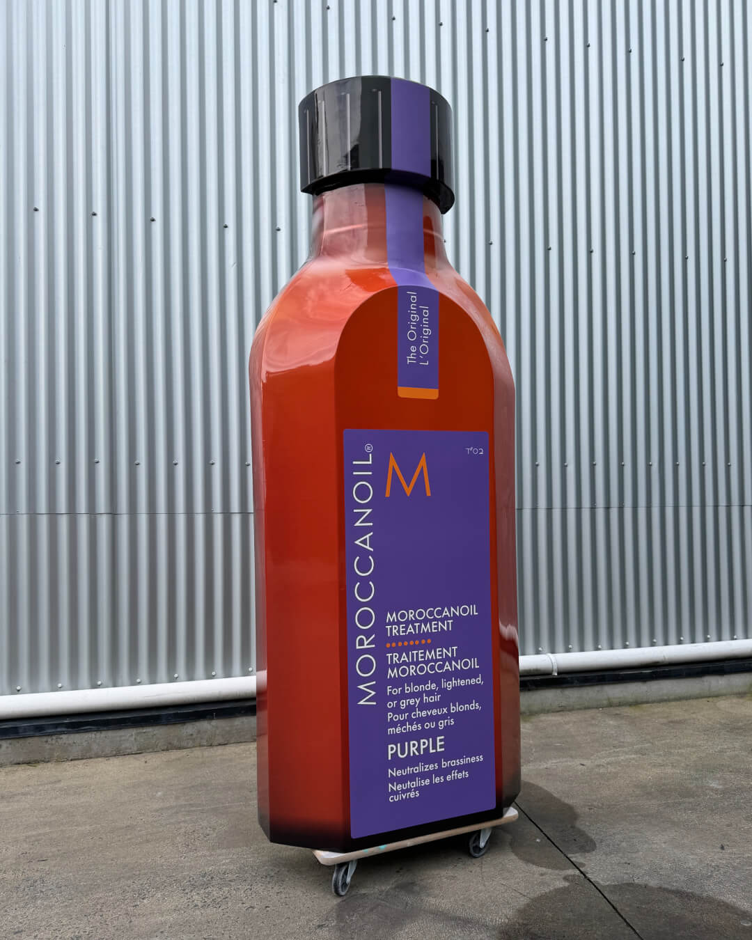 Custom bottle prop for maroccanpil