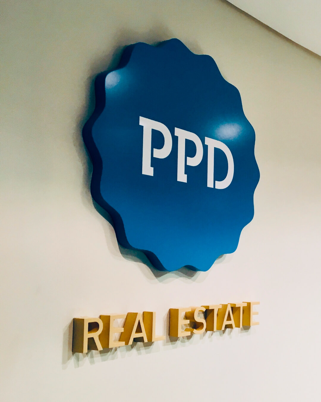 Custom dimensional logo for office