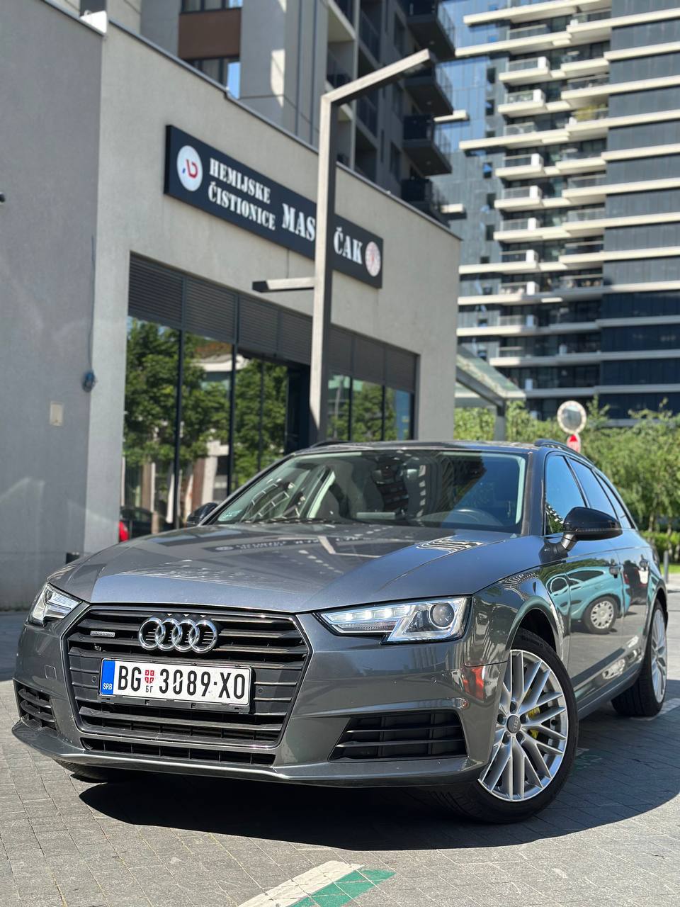 Rental car in Belgrade