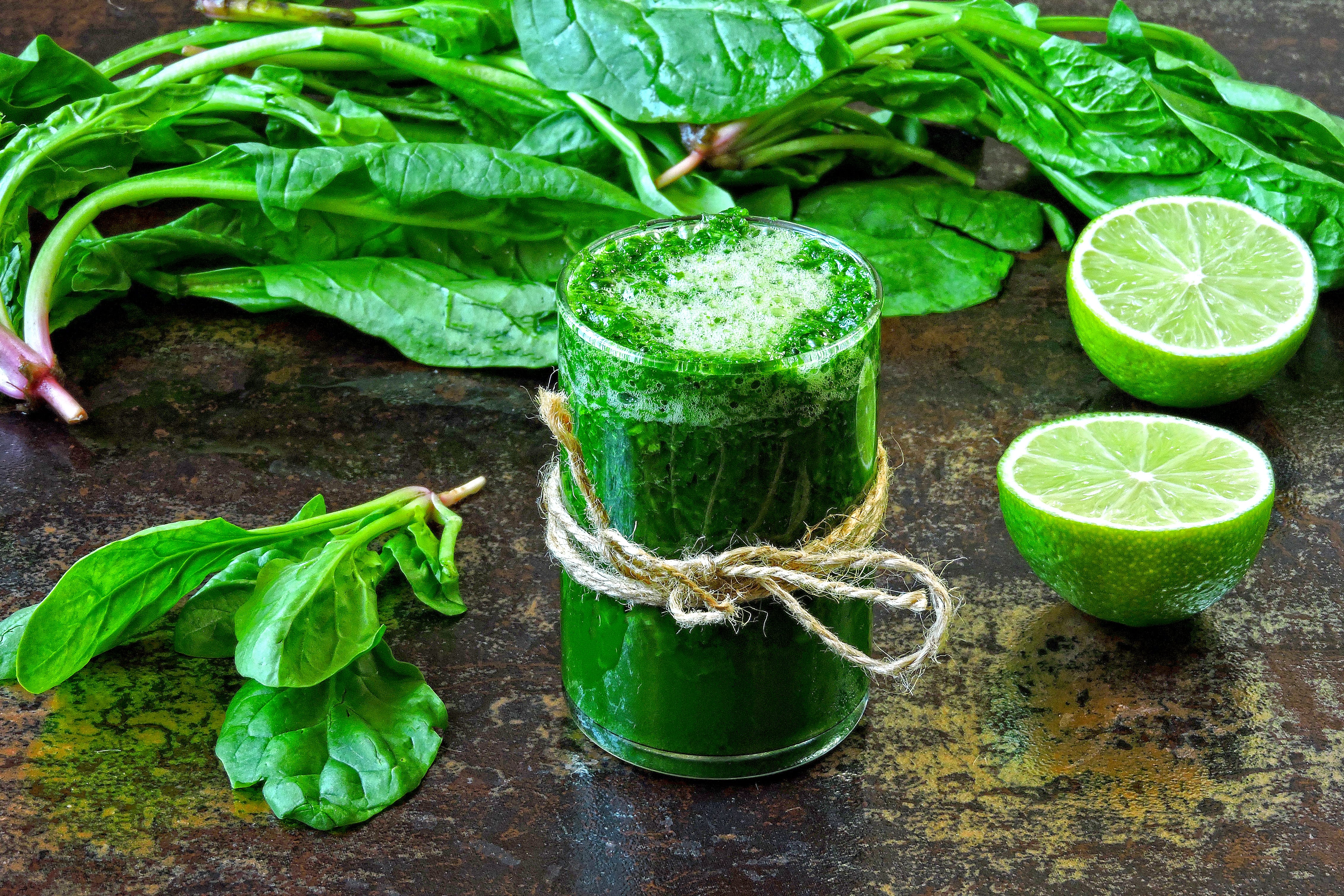 Un smoothie aux épinards