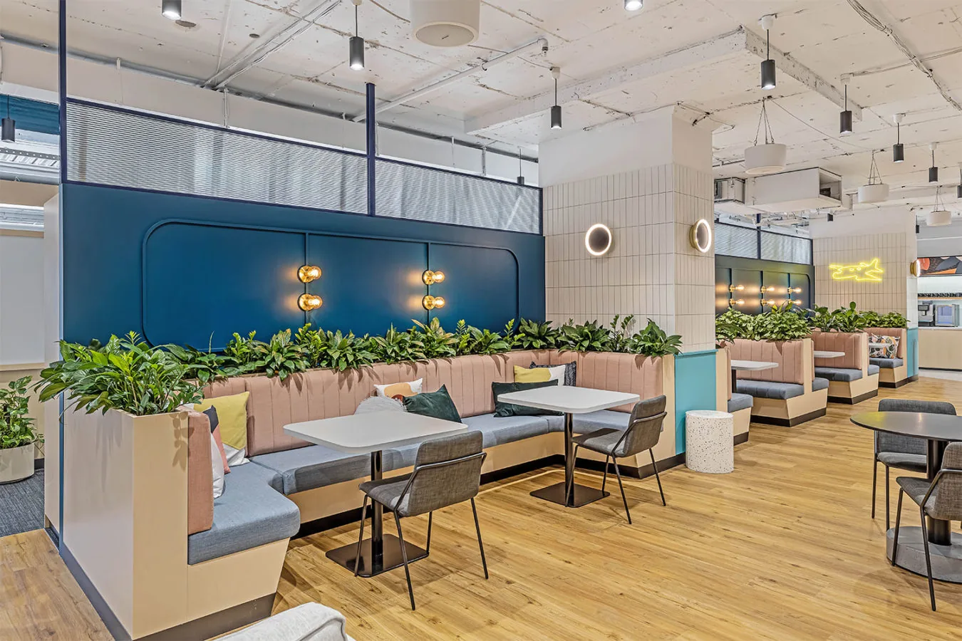 Expedia, Sydney workplace with Quicksew commercial window furnishings
