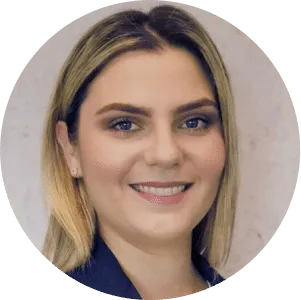 Michelle Cuzens, Account Executive