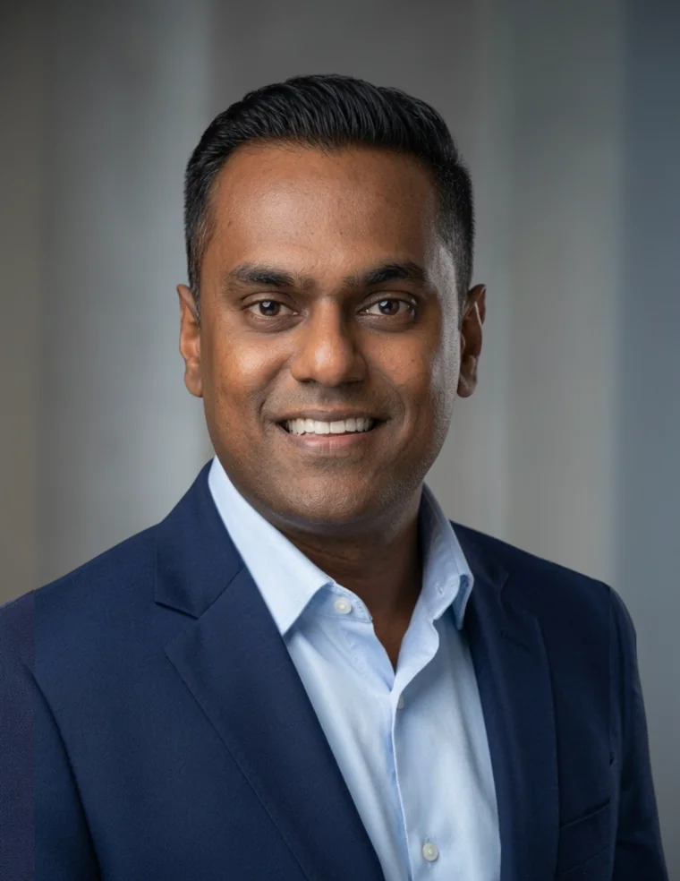 Miguel Dennis, Managing Director