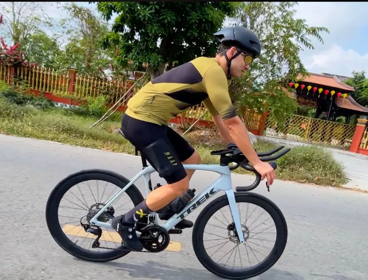 10PLUS T Series 50mm carbon wheels being tested on the road by BikeLabHQ
