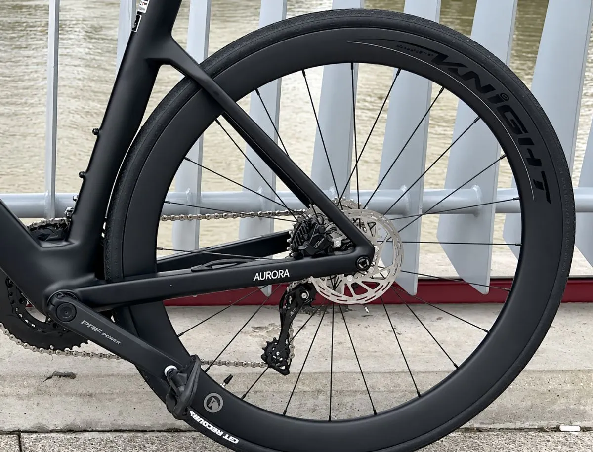 SAVA A7L Pro 50mm carbon rear wheel and Shimano 105 drivetrain