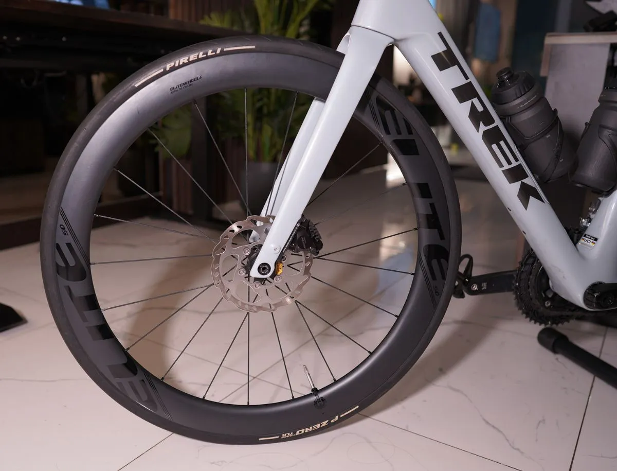 Close-up of Elitewheels ENT 2.0 50mm carbon wheel with Pirelli P Zero TLR tyre