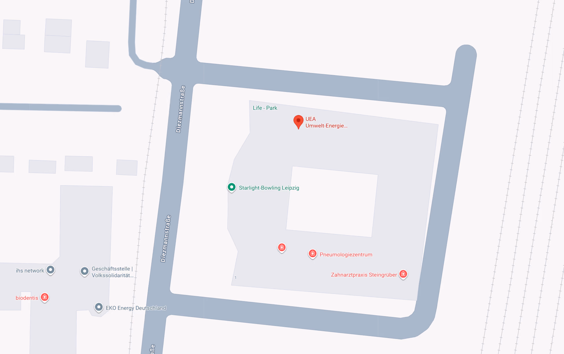 Map of Diezmannstraße area showing UEA Umwelt-Energie, bowling alley, and medical offices in Leipzig.