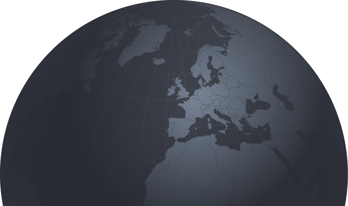 Dunkle Weltkarte mit Europa und Deutschland im Mittelpunkt.