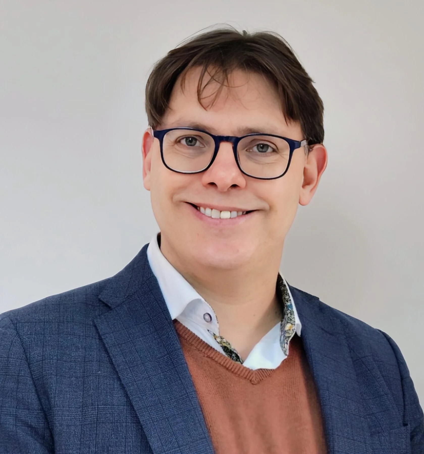 Dr Tom Chatfield
