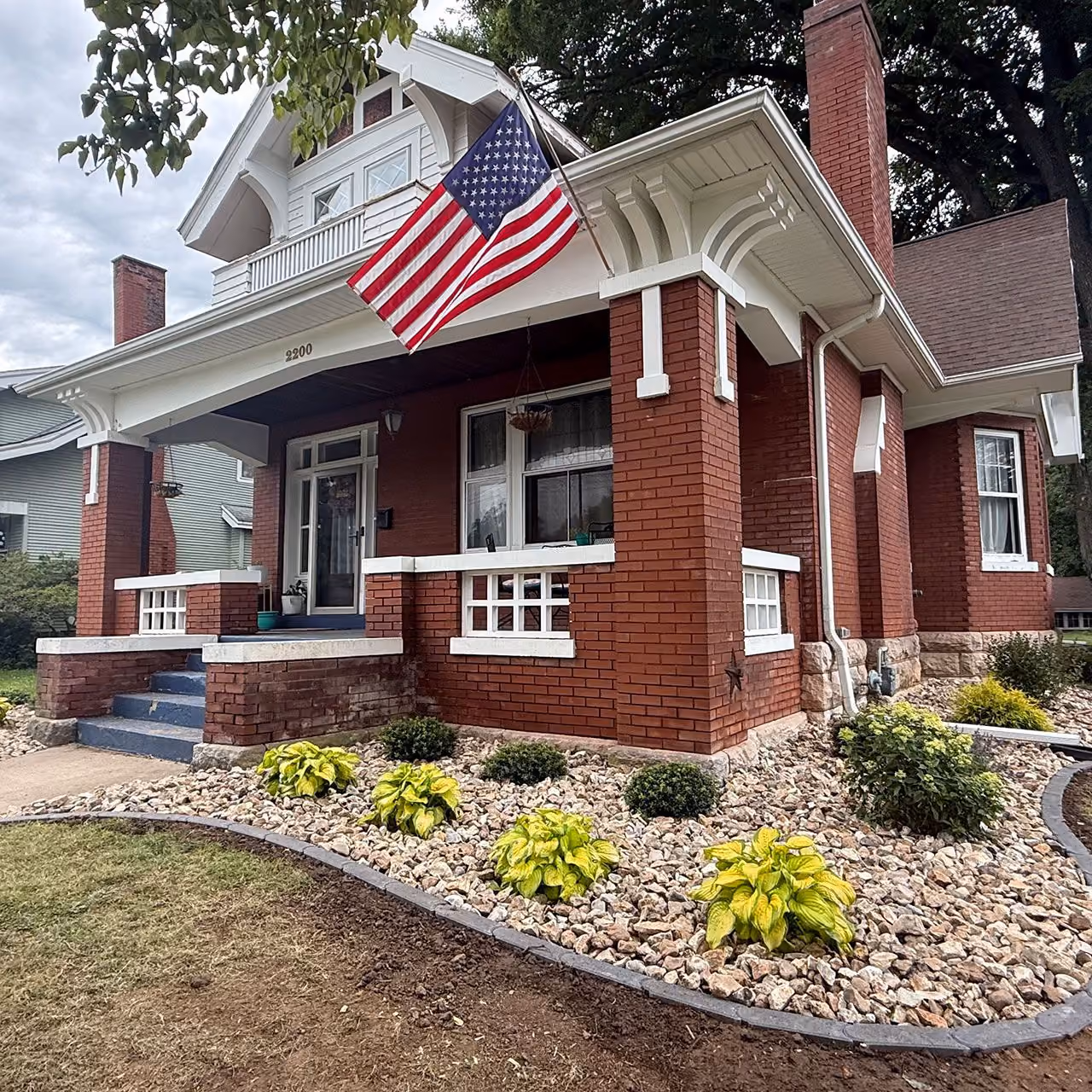 Custom tree and shrub planting | Elite Outdoor | Quincy, Illinois
