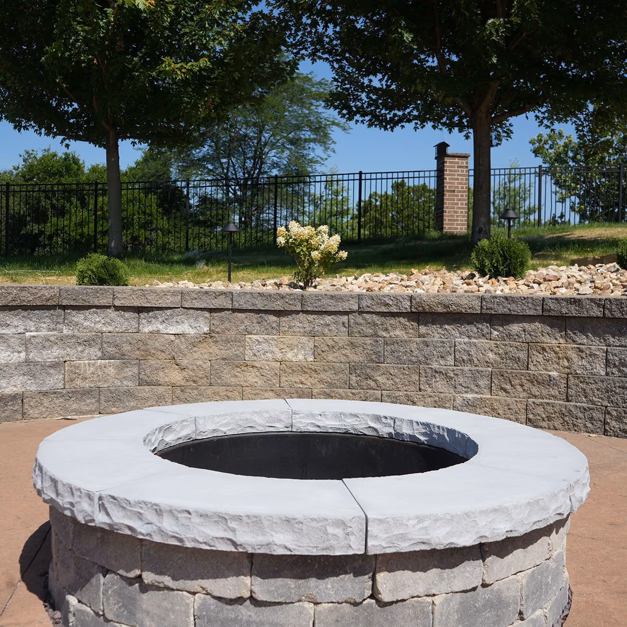 Custom outdoor living space near me | Elite Outdoor | Quincy, Illinois