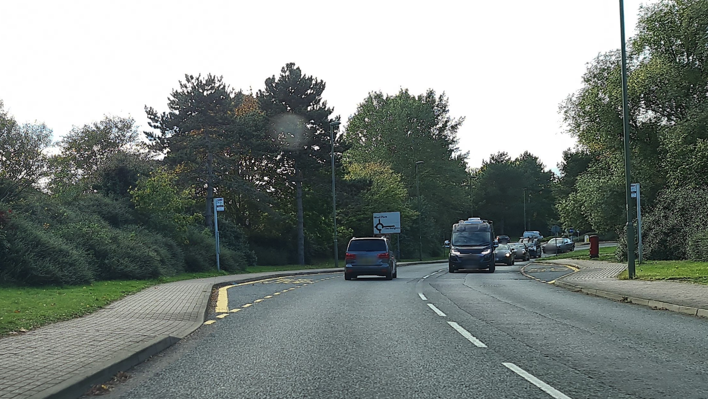 Weybridge train station
