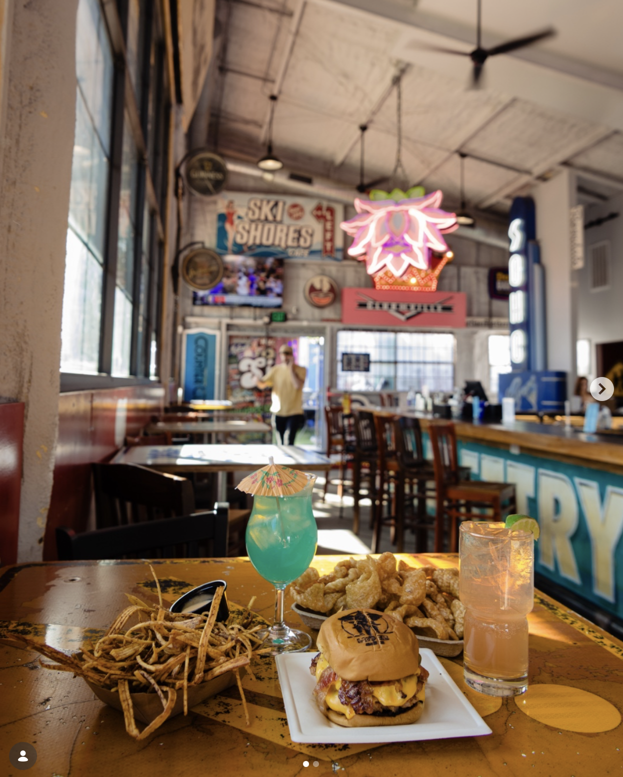 Meanwhile Brewery Bar