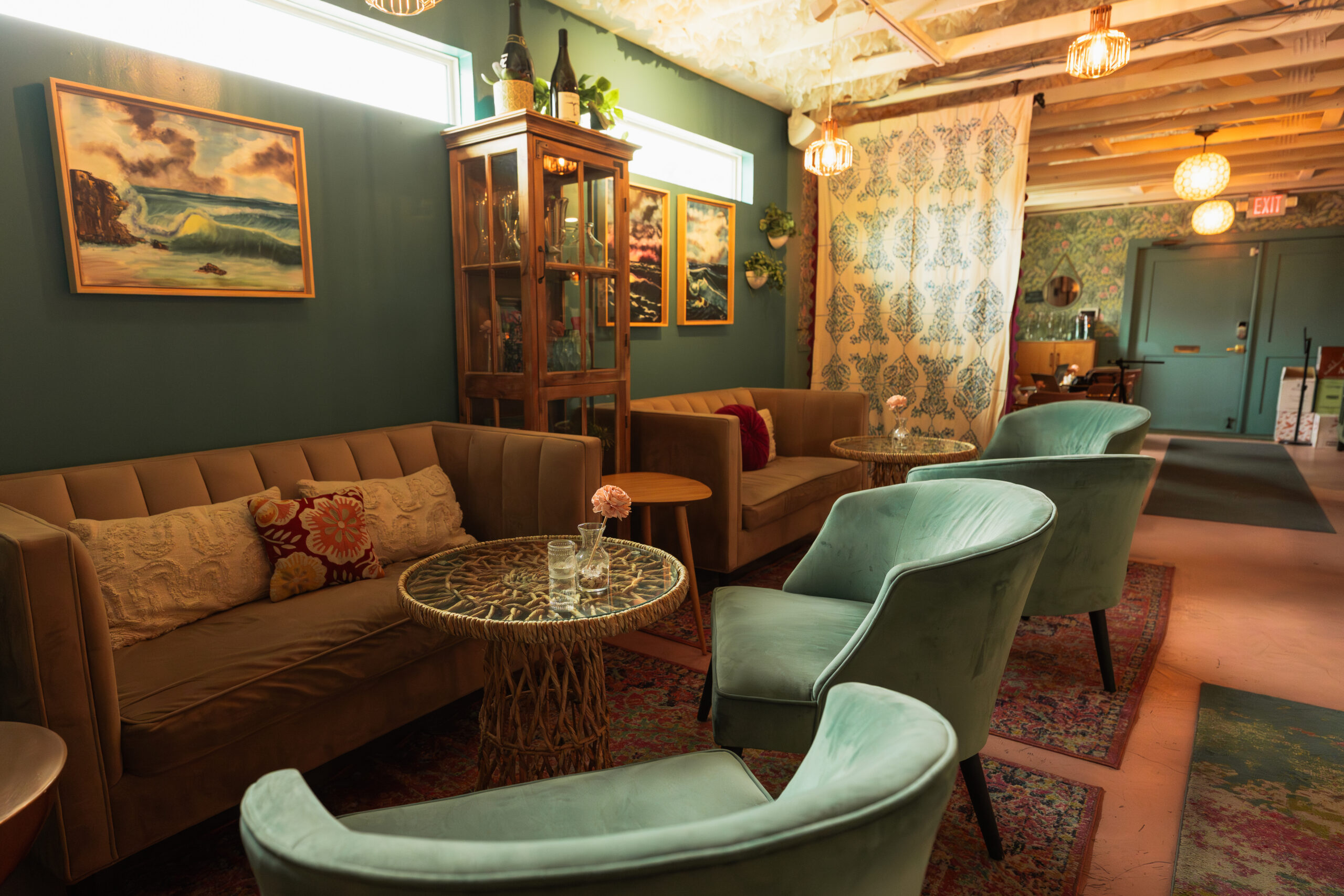 Meanwhile Brewery Bar