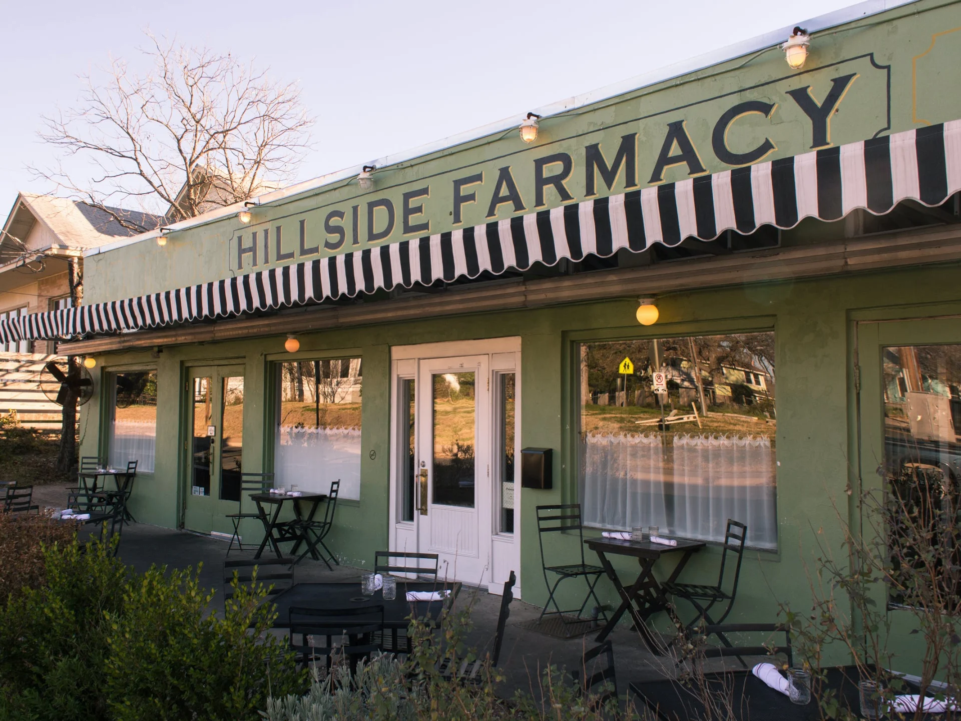 Hillside Farmacy