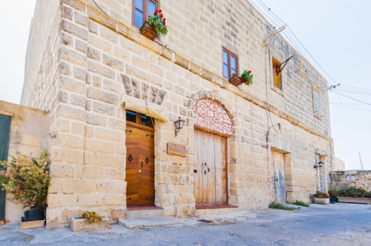 Rustic Marsaxlokk Farmhouse 