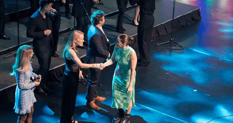 Picture of employee receiving award