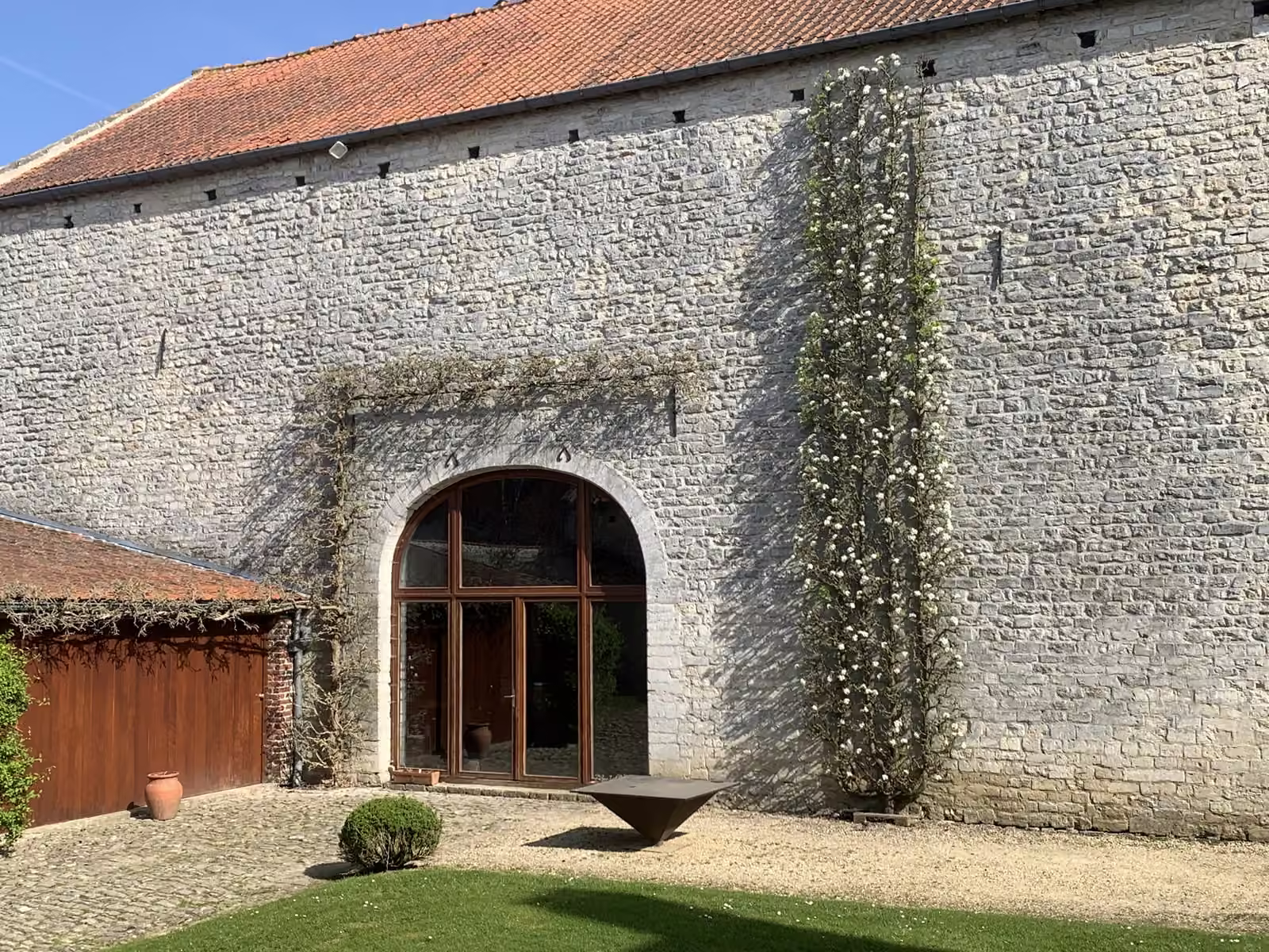 Grange en pierre de Gobertange à La Cense-Mélin