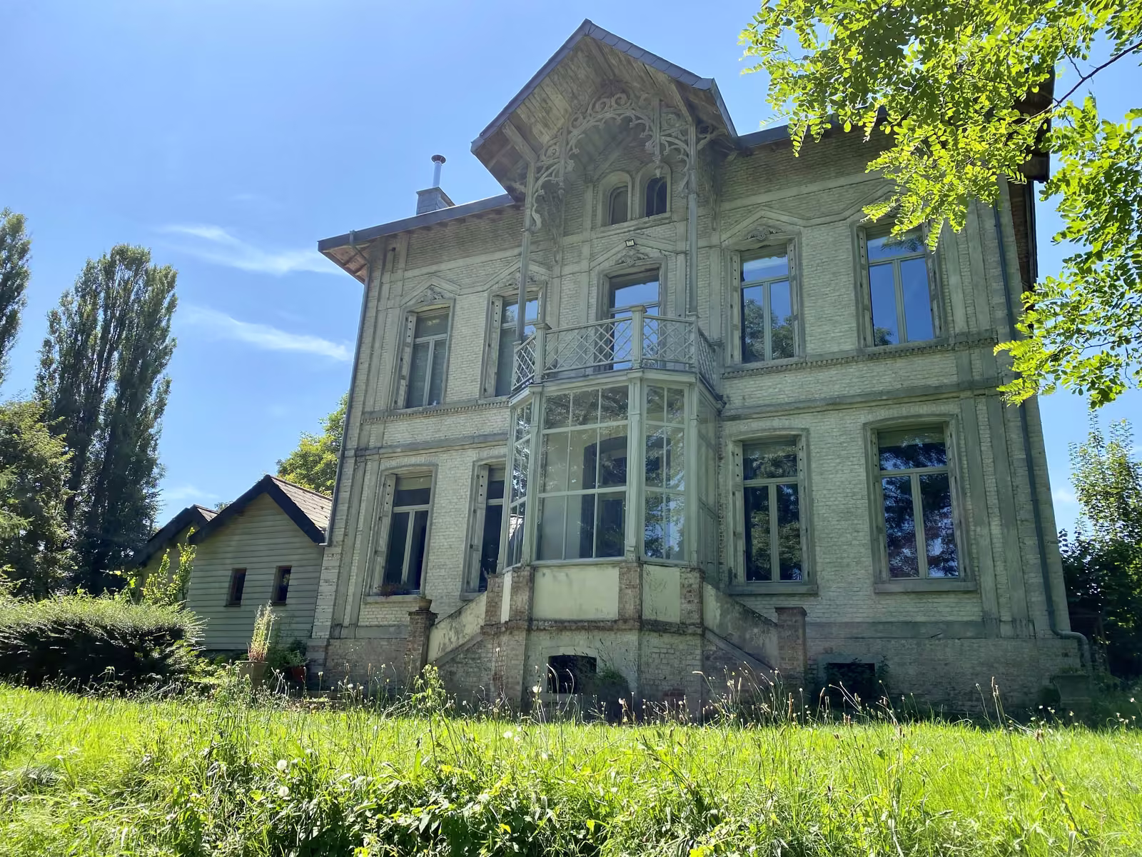Façade de Sambre d’Amis à Landelies