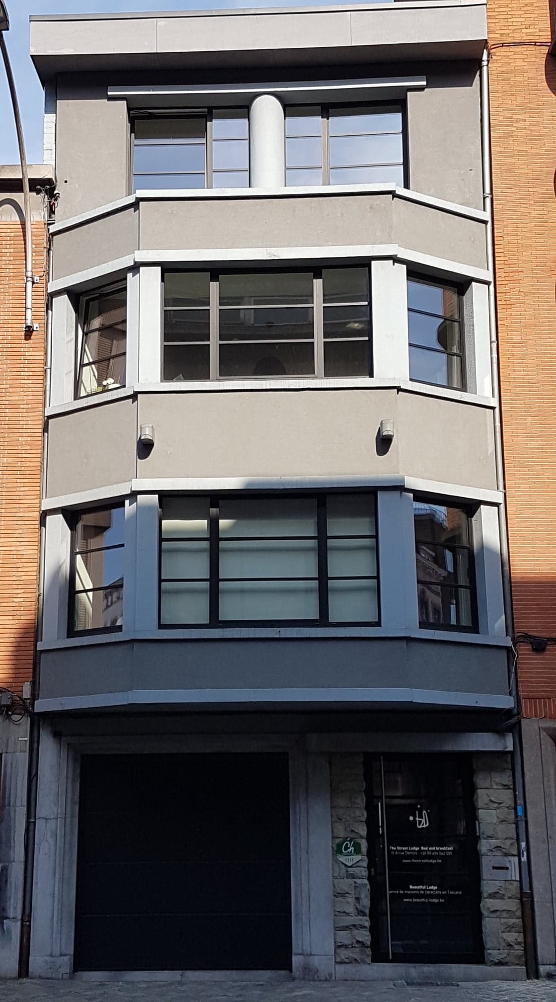 Façade du The Street Lodge à Liège