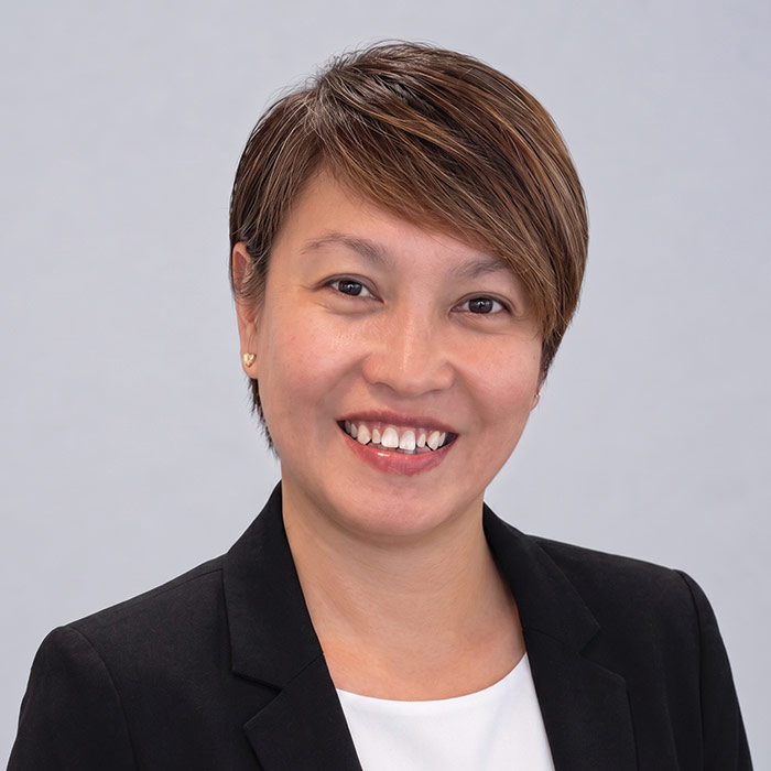 Gena Batallones headshot