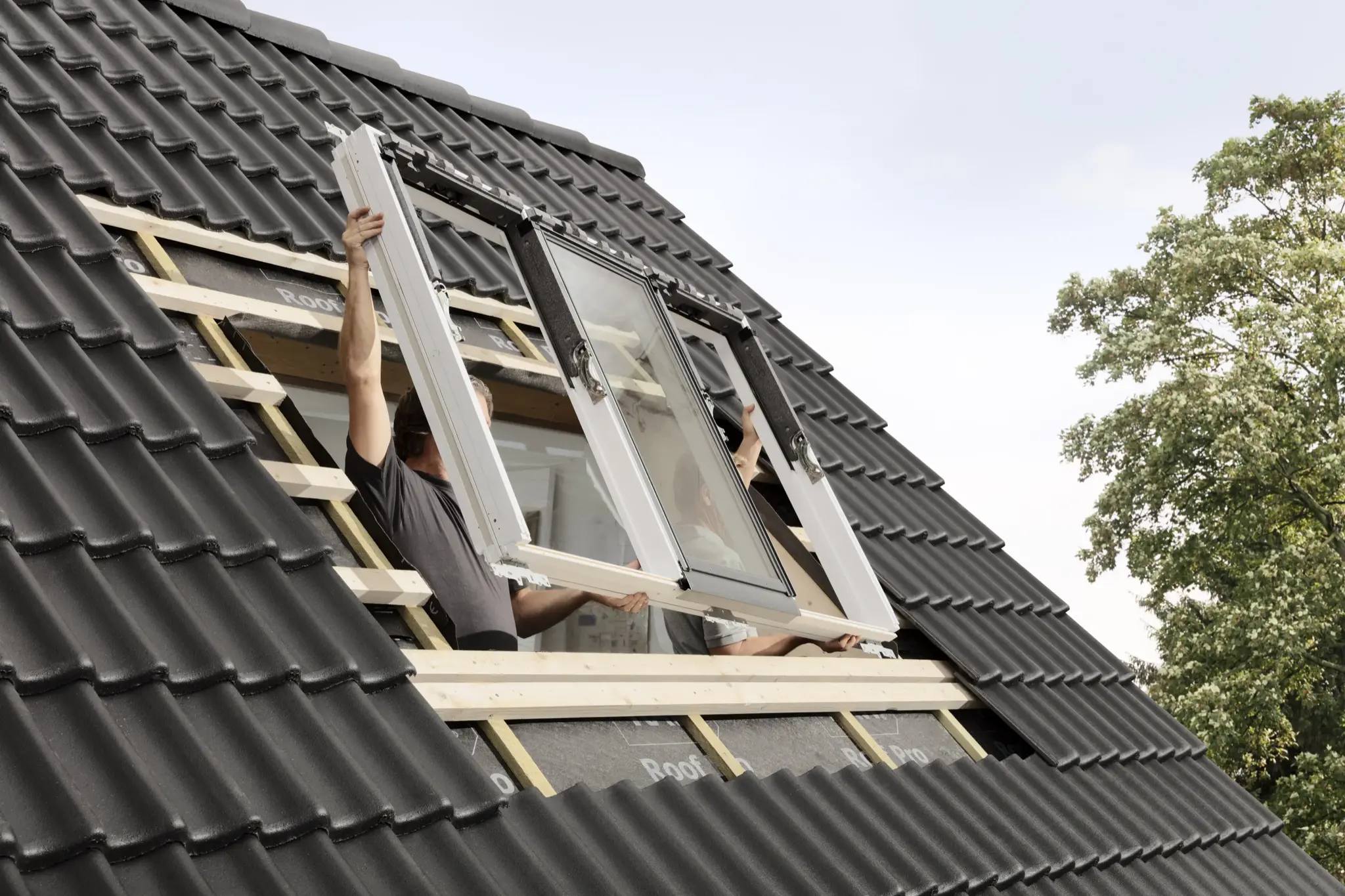 Einbaue eines Dachfensters